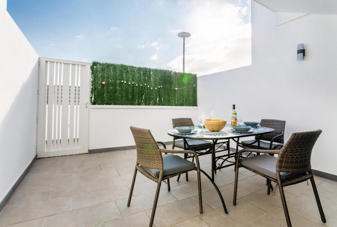 הוילה פלאיה בלנקה Monterey House Playa Blanca מראה חיצוני תמונה