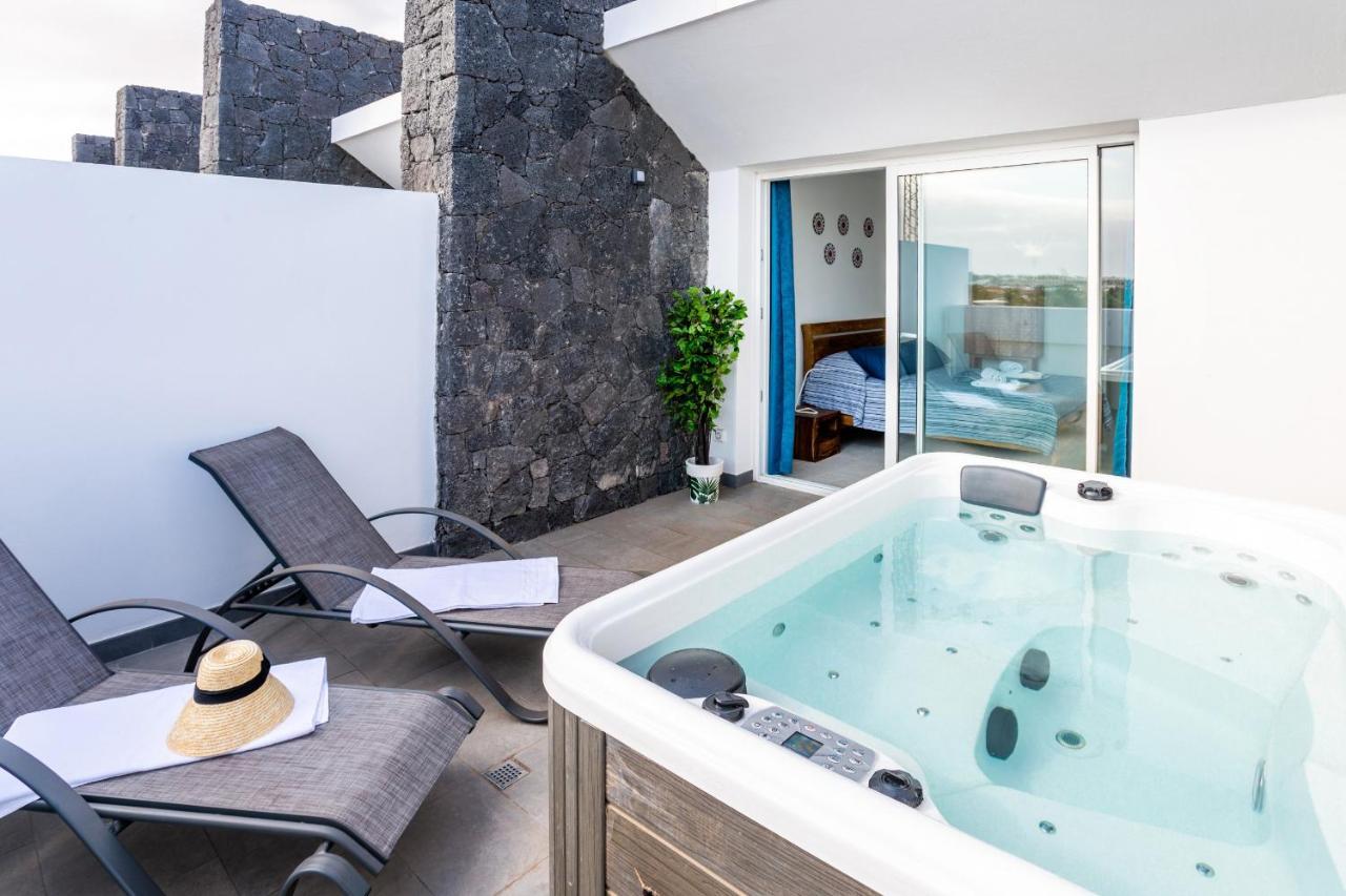 הוילה פלאיה בלנקה Monterey House Playa Blanca מראה חיצוני תמונה